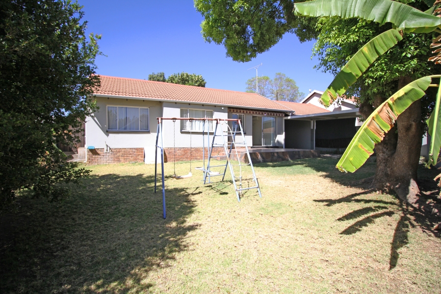 3 Bedroom Property for Sale in Northwold Gauteng