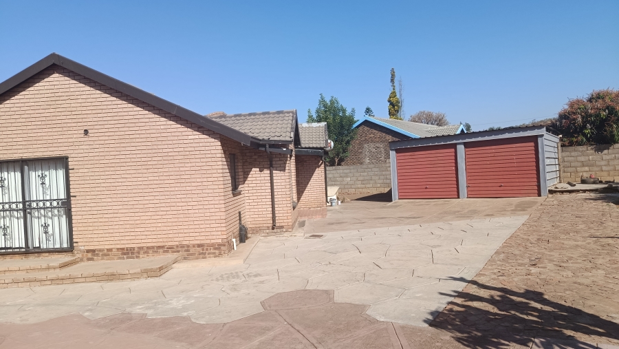 3 Bedroom Property for Sale in Soshanguve DD Gauteng