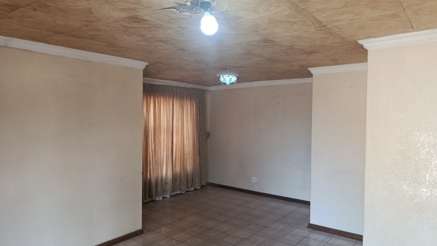 3 Bedroom Property for Sale in Soshanguve DD Gauteng