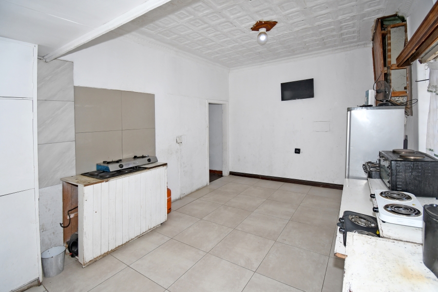 6 Bedroom Property for Sale in Hurst Hill Gauteng