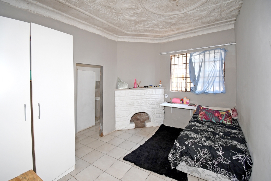 6 Bedroom Property for Sale in Hurst Hill Gauteng