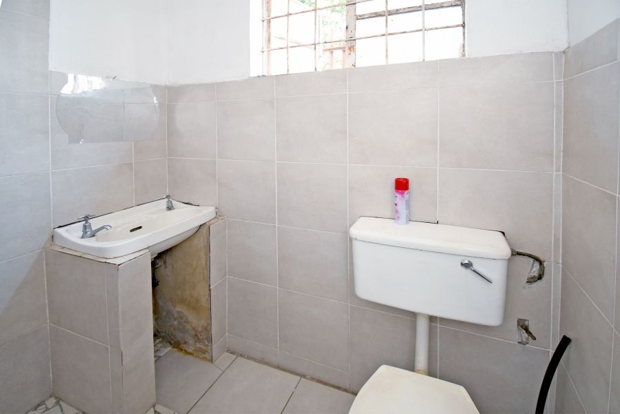 6 Bedroom Property for Sale in Hurst Hill Gauteng