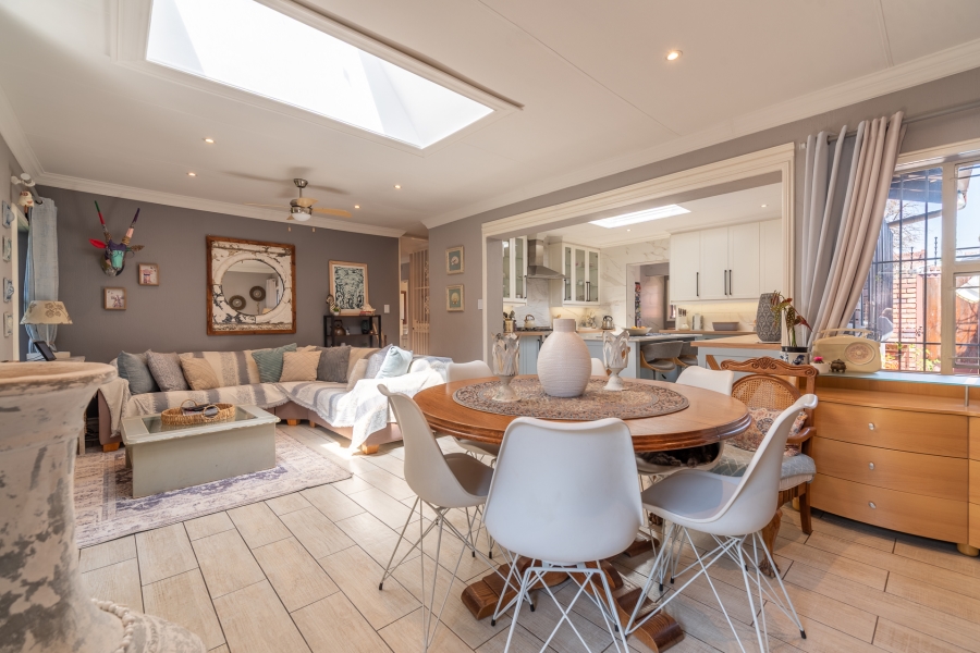 4 Bedroom Property for Sale in Fairland Gauteng