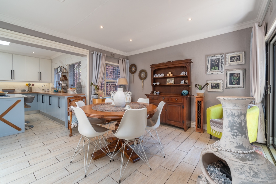 4 Bedroom Property for Sale in Fairland Gauteng