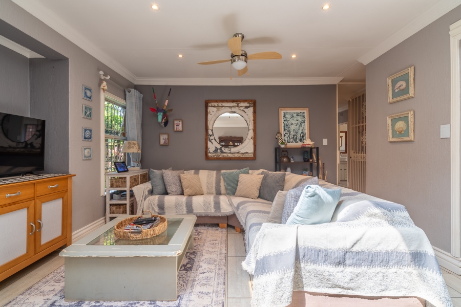 4 Bedroom Property for Sale in Fairland Gauteng