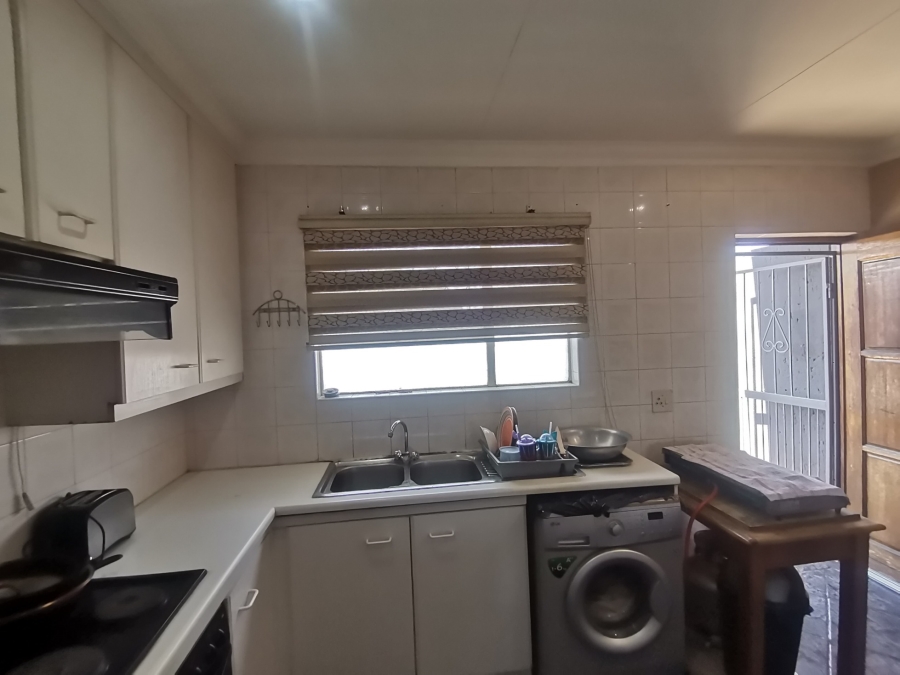2 Bedroom Property for Sale in Raceview Gauteng