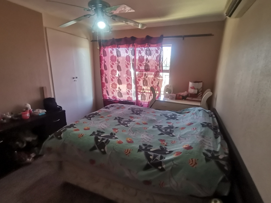 2 Bedroom Property for Sale in Raceview Gauteng