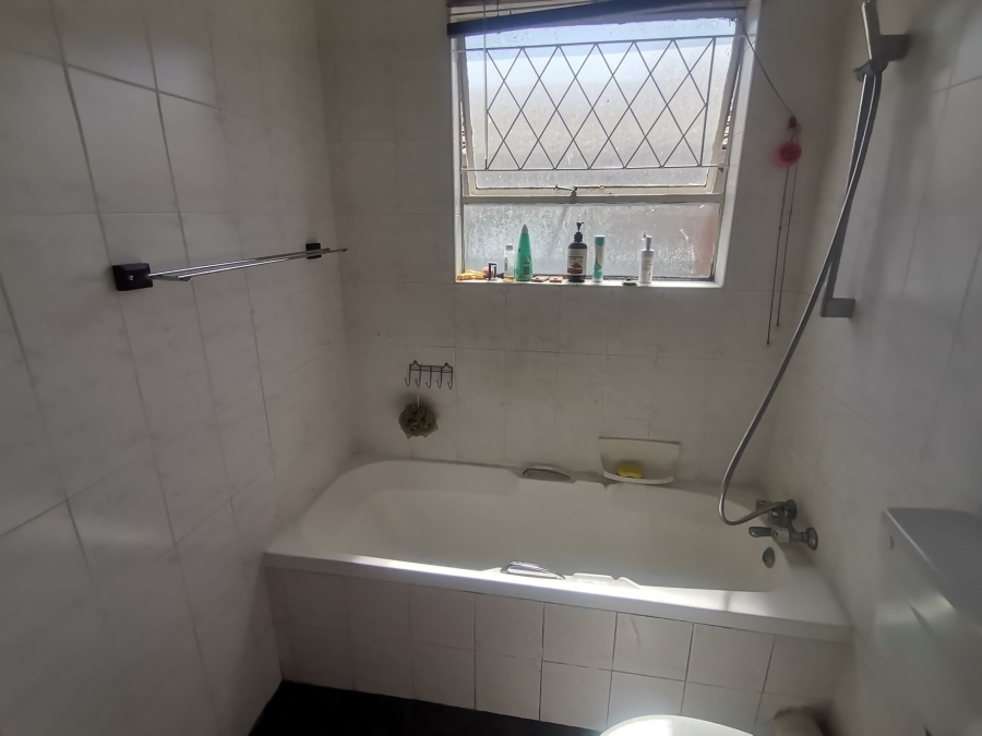 2 Bedroom Property for Sale in Raceview Gauteng