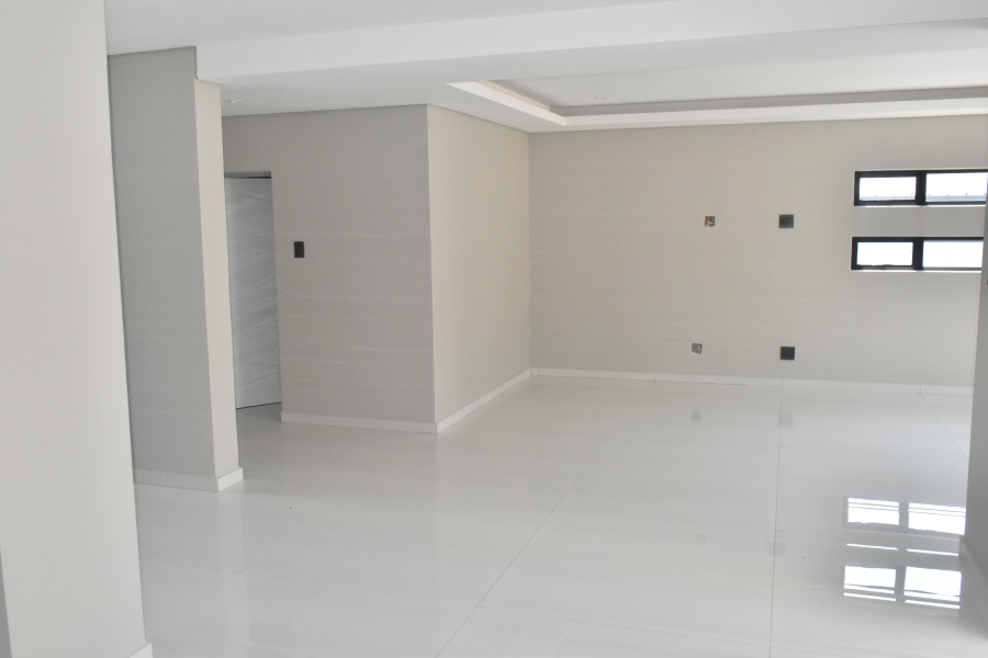 7 Bedroom Property for Sale in Silverwoods Country Estate Gauteng