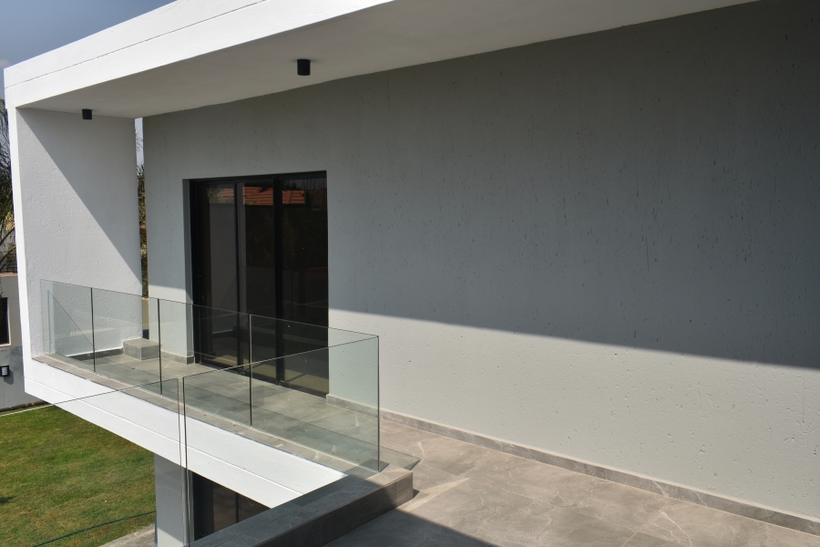 7 Bedroom Property for Sale in Silverwoods Country Estate Gauteng