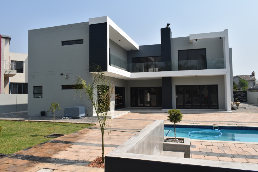 7 Bedroom Property for Sale in Silverwoods Country Estate Gauteng