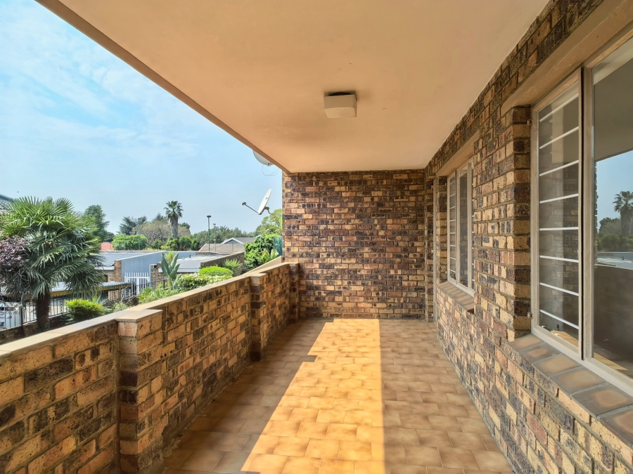 To Let 3 Bedroom Property for Rent in Fairland Gauteng