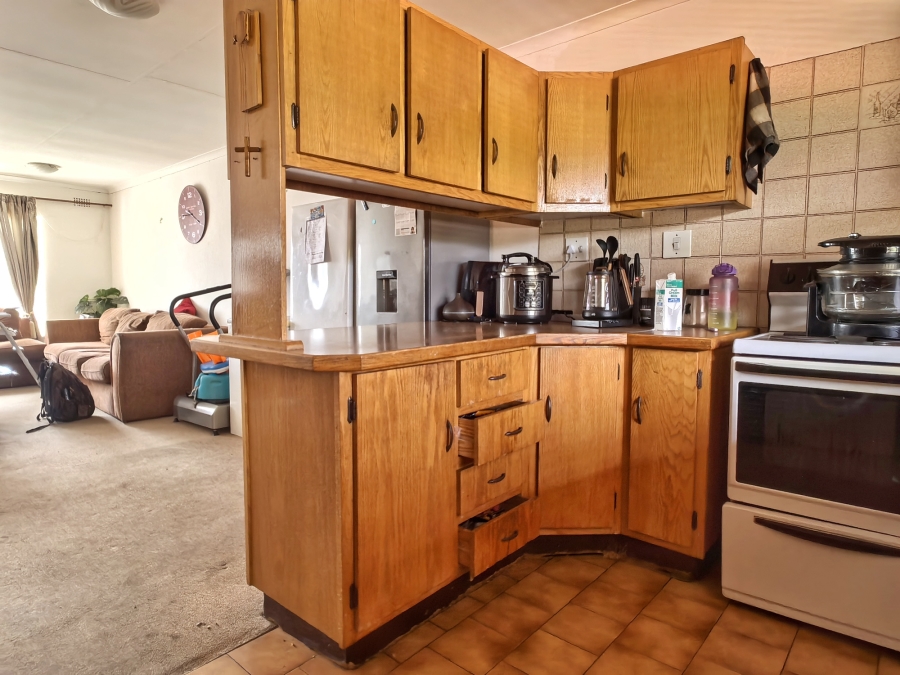 To Let 3 Bedroom Property for Rent in Fairland Gauteng