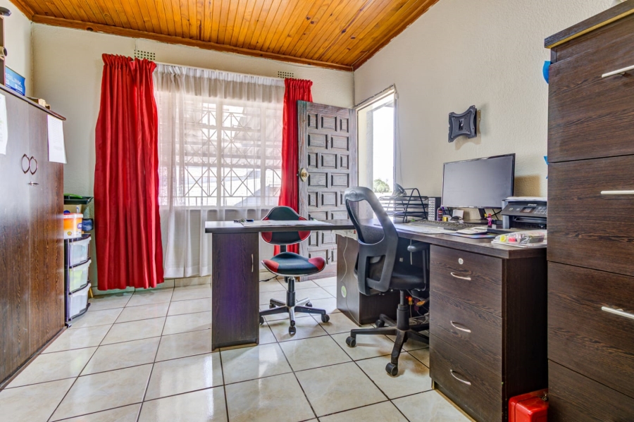 3 Bedroom Property for Sale in Kempton Park West Gauteng