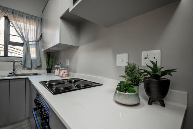 2 Bedroom Property for Sale in Lotus Gardens Gauteng