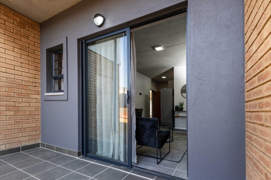 2 Bedroom Property for Sale in Lotus Gardens Gauteng