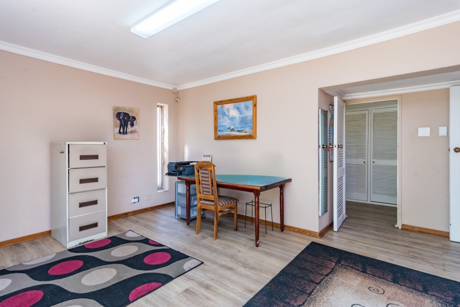 4 Bedroom Property for Sale in Monument Gauteng