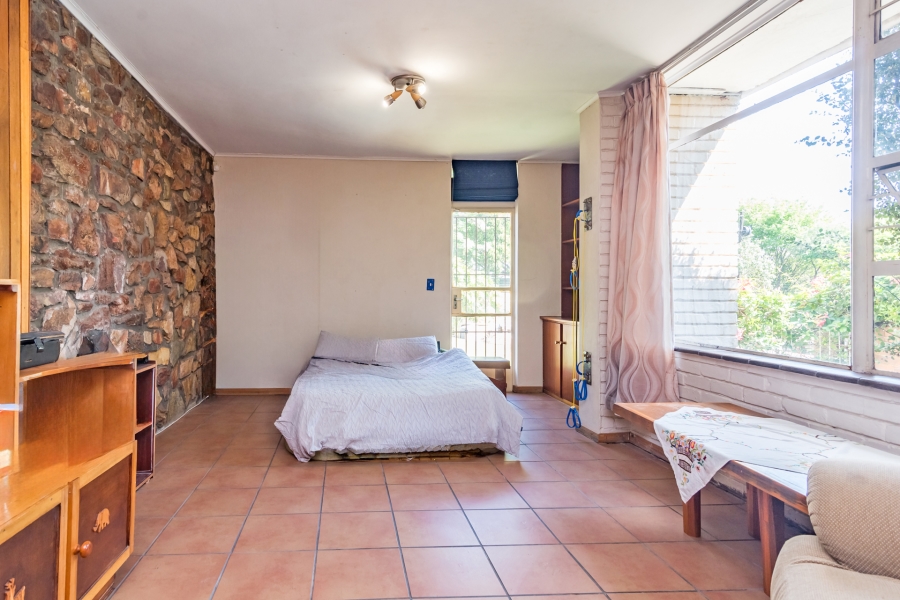 4 Bedroom Property for Sale in Monument Gauteng