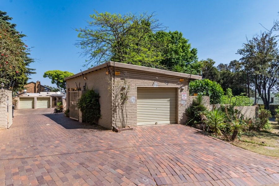4 Bedroom Property for Sale in Monument Gauteng