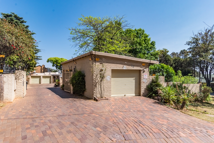 4 Bedroom Property for Sale in Monument Gauteng