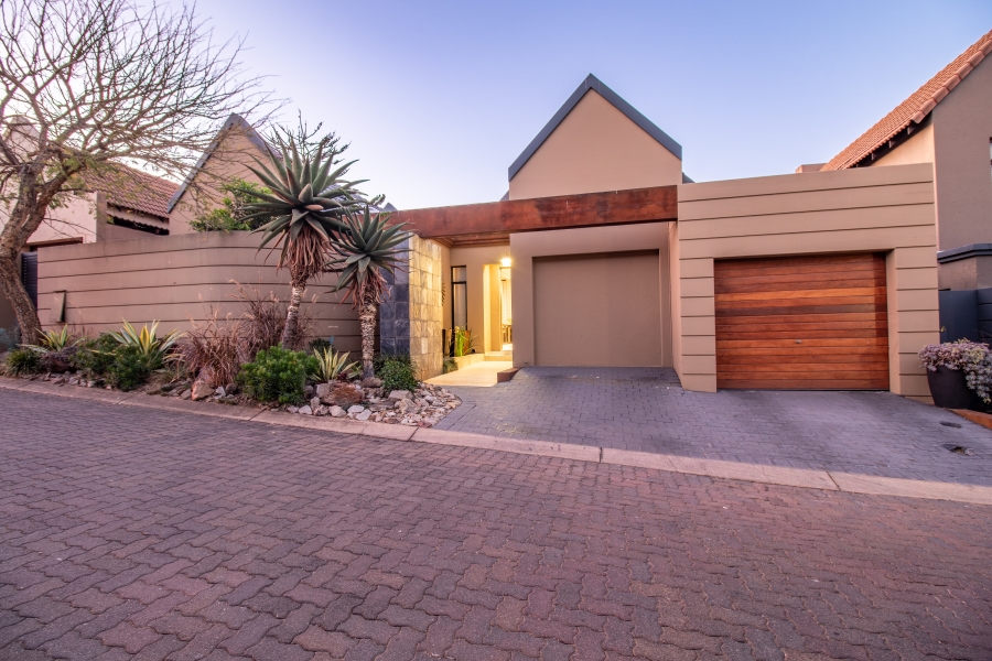 3 Bedroom Property for Sale in Magaliessig Gauteng