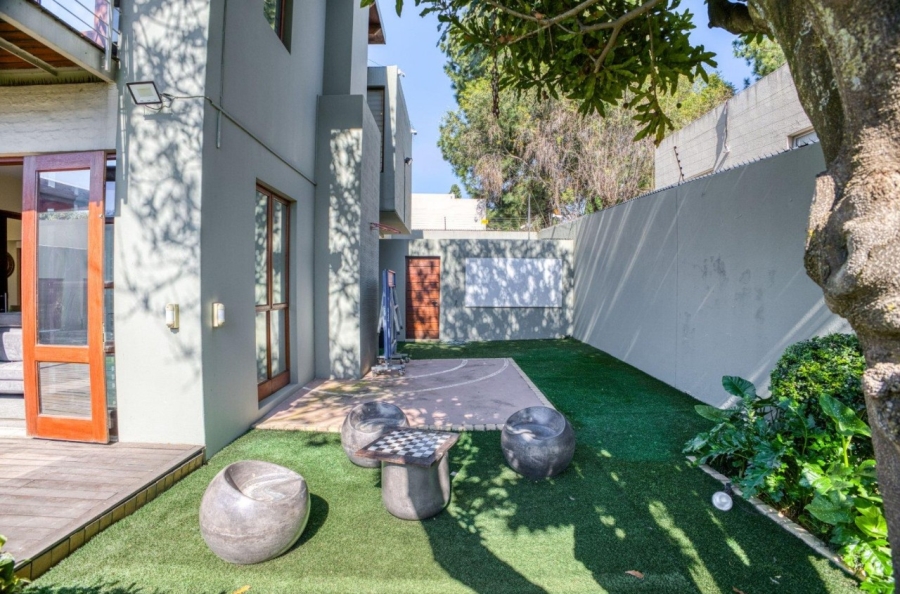 To Let 4 Bedroom Property for Rent in Morningside Gauteng
