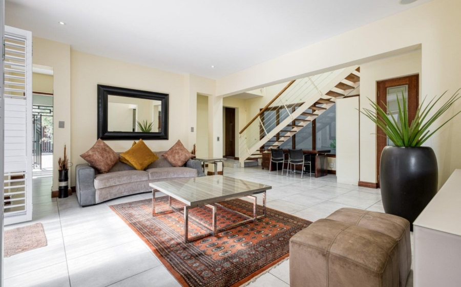 To Let 4 Bedroom Property for Rent in Morningside Gauteng