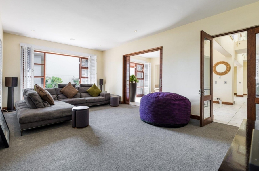 To Let 4 Bedroom Property for Rent in Morningside Gauteng