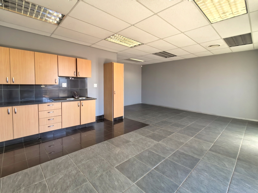 To Let commercial Property for Rent in Willowbrook Gauteng
