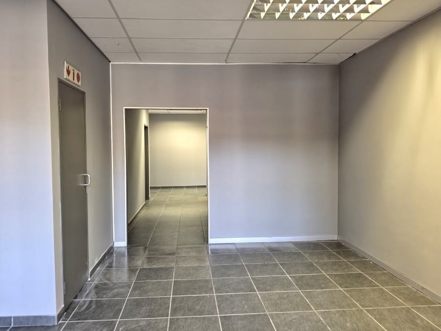 To Let commercial Property for Rent in Willowbrook Gauteng