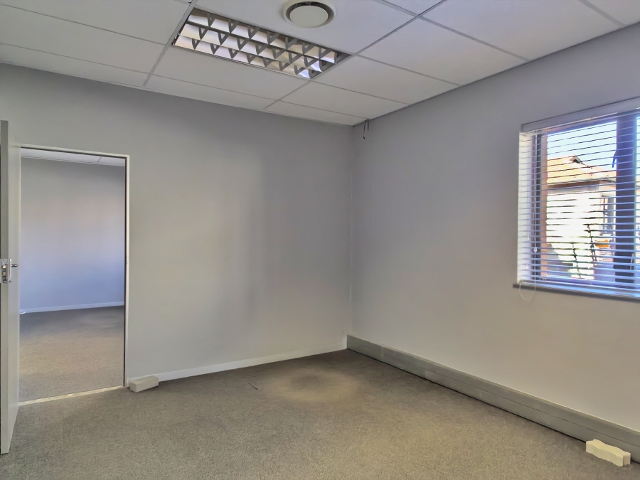 To Let commercial Property for Rent in Willowbrook Gauteng