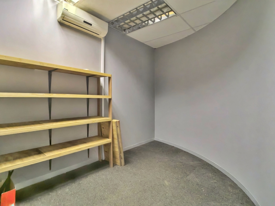 To Let commercial Property for Rent in Willowbrook Gauteng
