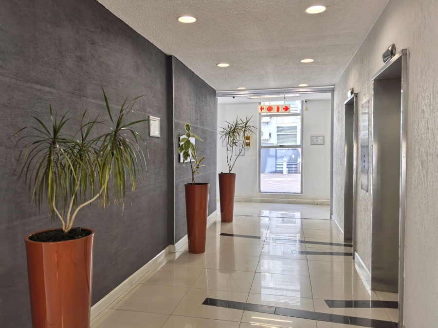 To Let commercial Property for Rent in Craighall Park Gauteng