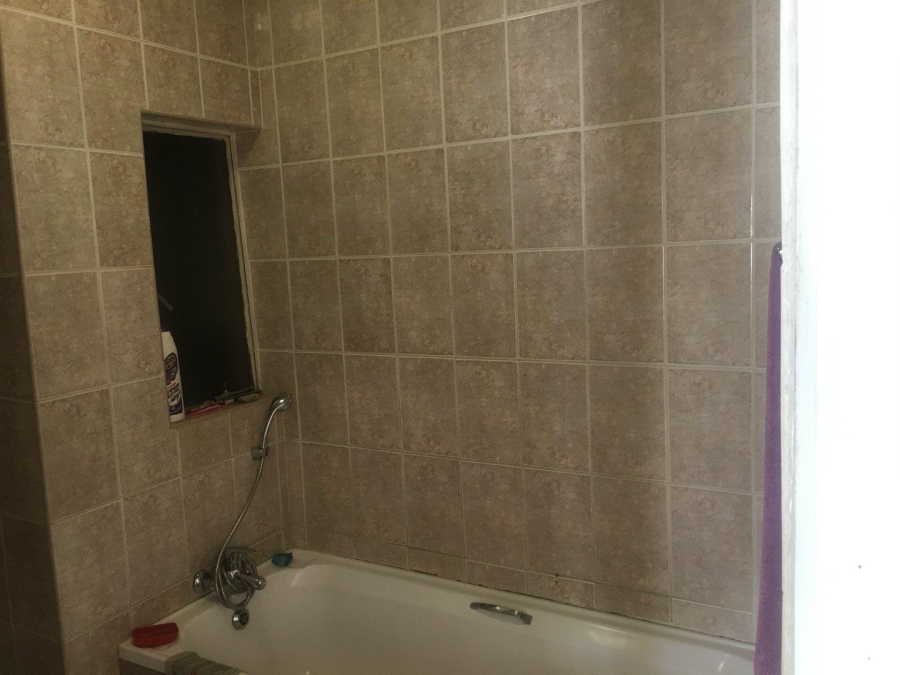 2 Bedroom Property for Sale in Randfontein Central Gauteng
