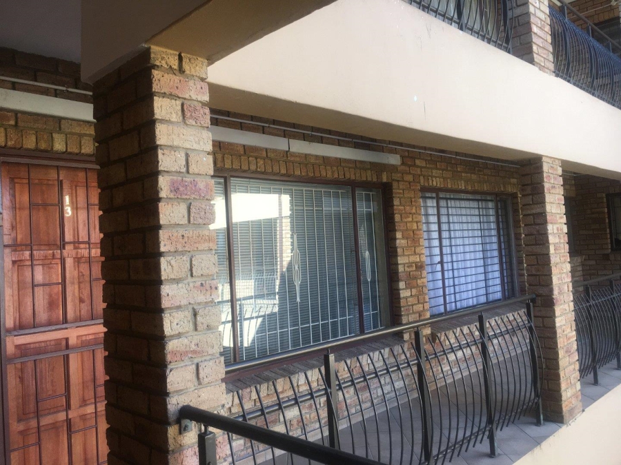 2 Bedroom Property for Sale in Randfontein Central Gauteng