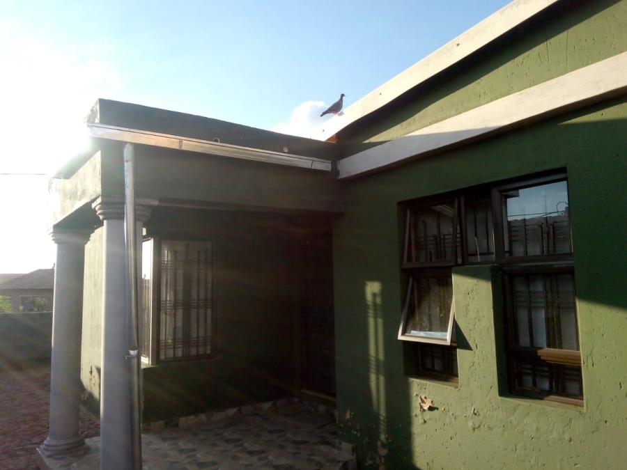 3 Bedroom Property for Sale in Mohlakeng Gauteng