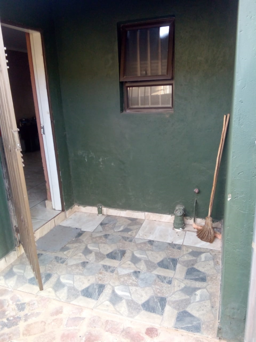 3 Bedroom Property for Sale in Mohlakeng Gauteng