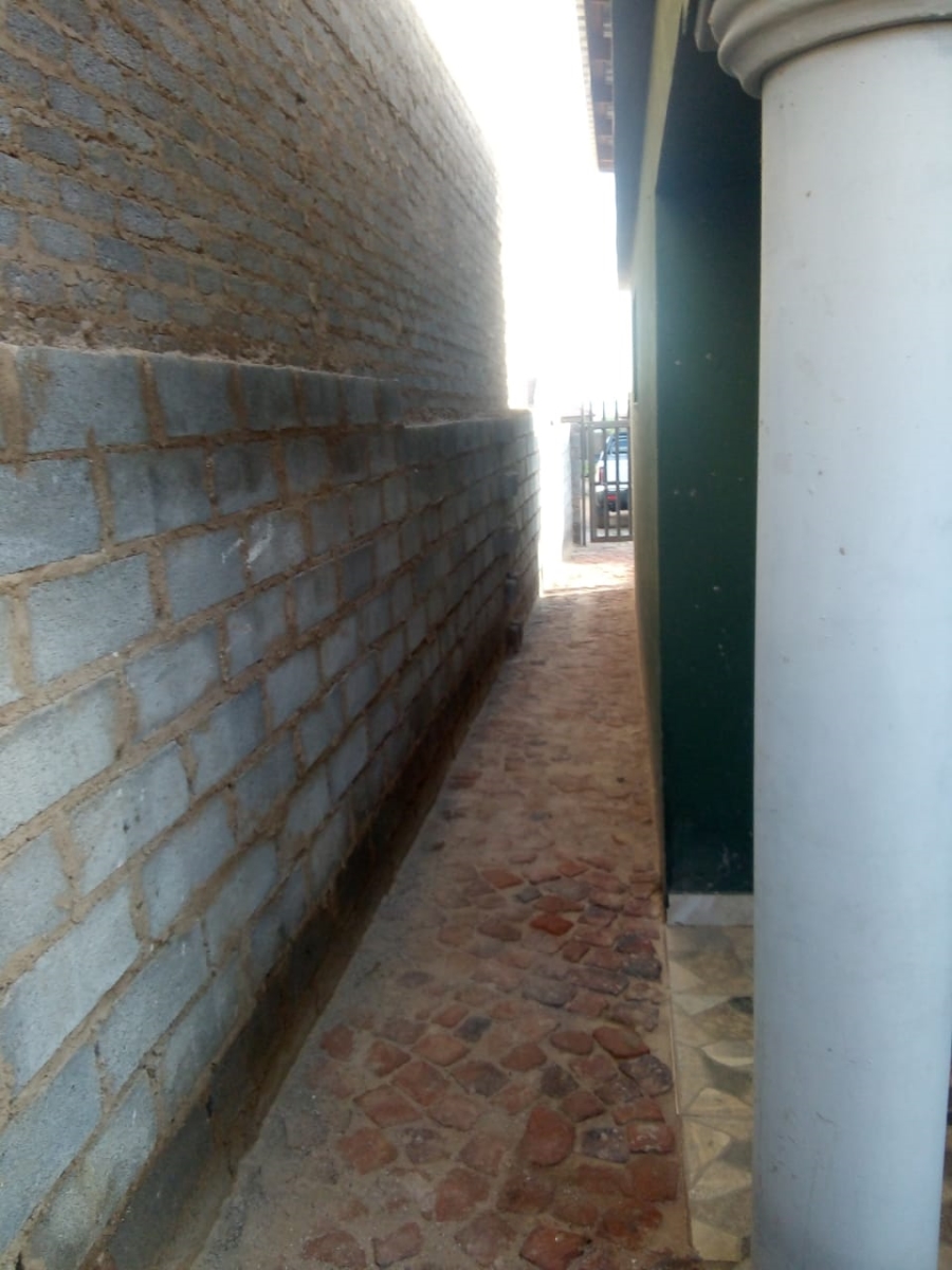 3 Bedroom Property for Sale in Mohlakeng Gauteng