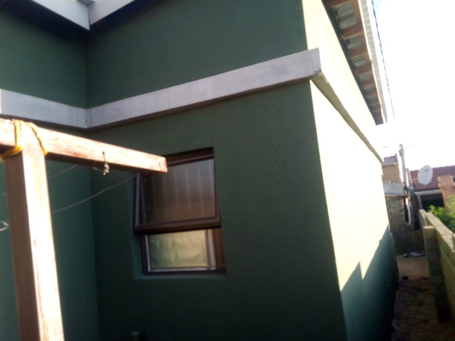 3 Bedroom Property for Sale in Mohlakeng Gauteng