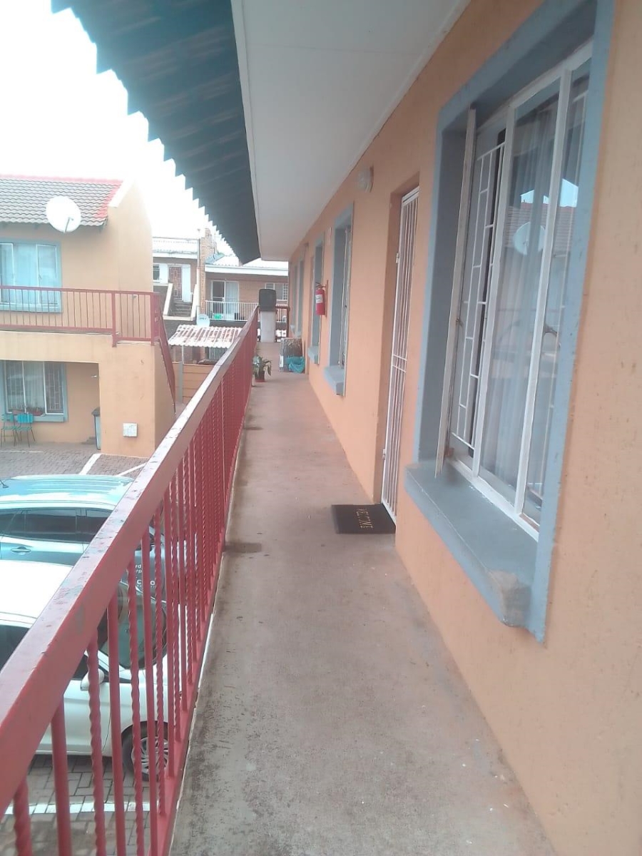 2 Bedroom Property for Sale in Randgate Gauteng