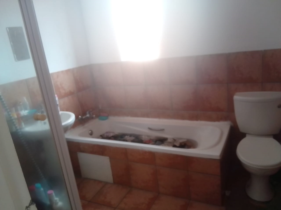 2 Bedroom Property for Sale in Randgate Gauteng