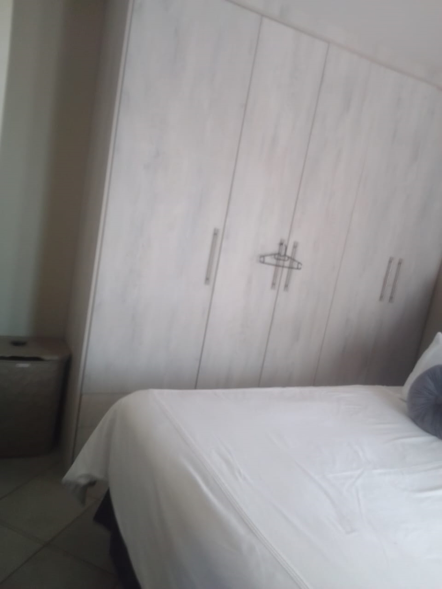 3 Bedroom Property for Sale in Azaadville Gardens Gauteng