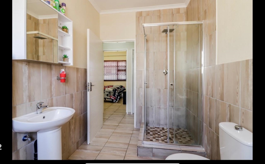3 Bedroom Property for Sale in Azaadville Gardens Gauteng