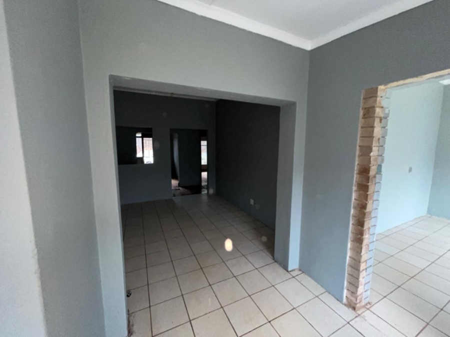 6 Bedroom Property for Sale in Randgate Gauteng