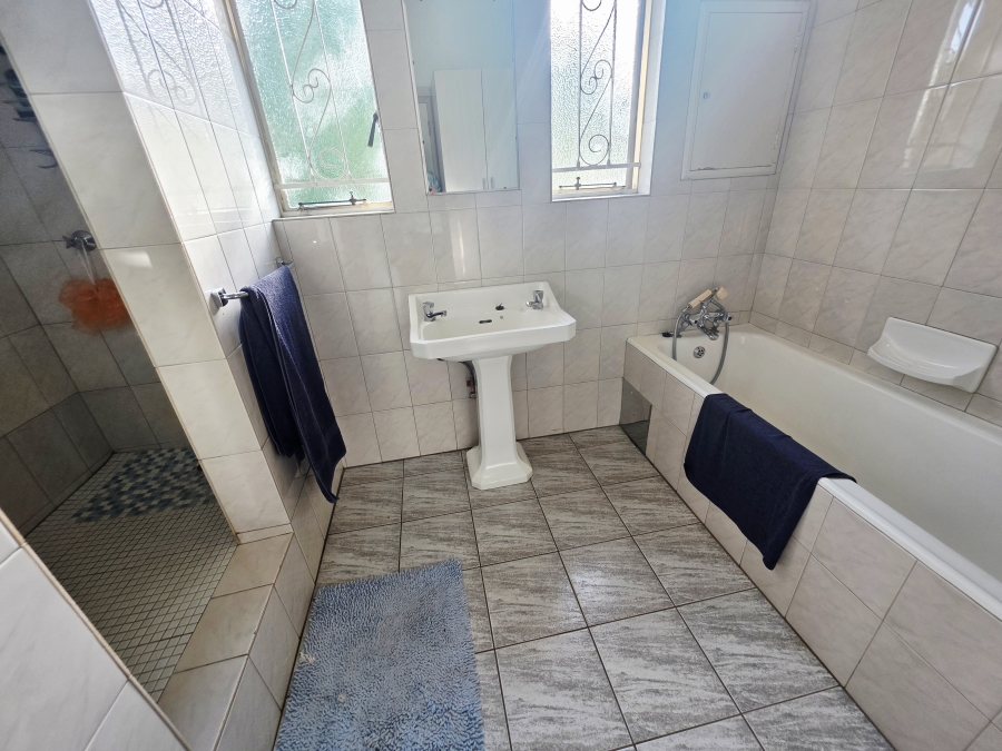 3 Bedroom Property for Sale in Colbyn Gauteng