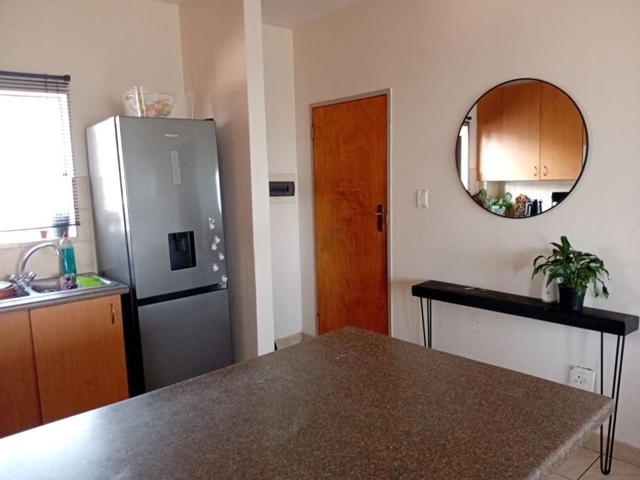 To Let 2 Bedroom Property for Rent in Hazeldean Gauteng