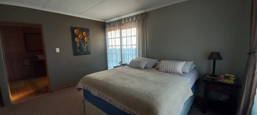 3 Bedroom Property for Sale in Bredell Gauteng