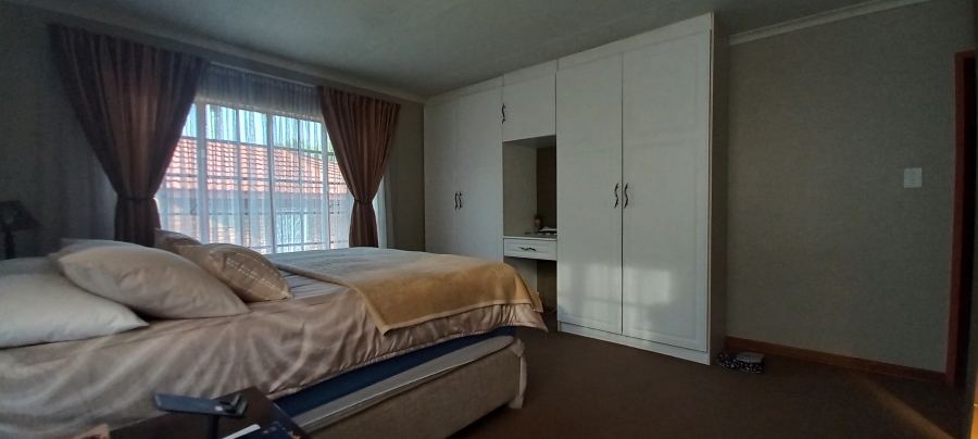 3 Bedroom Property for Sale in Bredell Gauteng
