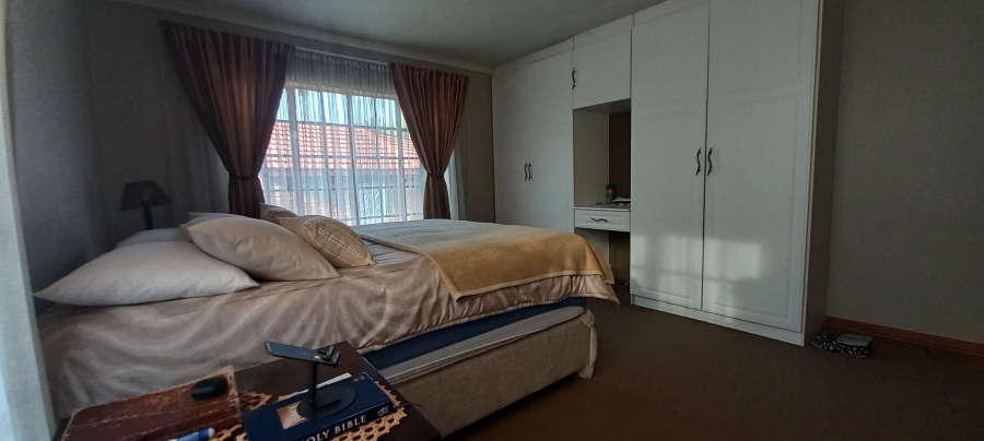 3 Bedroom Property for Sale in Bredell Gauteng