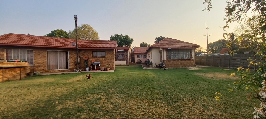 3 Bedroom Property for Sale in Bredell Gauteng